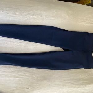 Koral animal skin leggings size XS